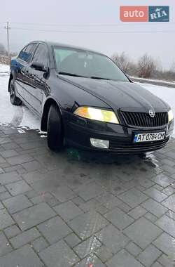 Ліфтбек Skoda Octavia 2006 в Перегінське