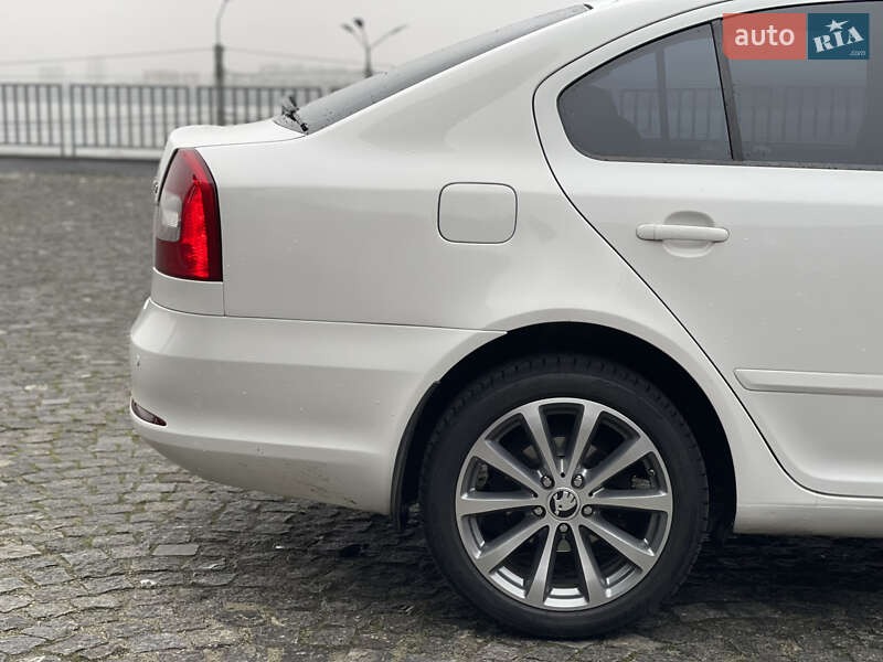 Лифтбек Skoda Octavia 2012 в Днепре