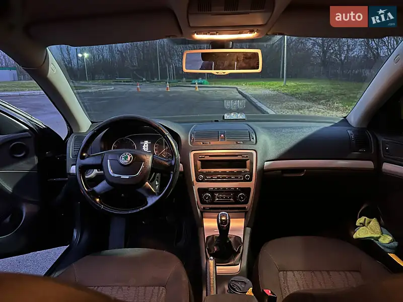 Skoda Octavia 2011 VIN TMBKK61Z8B2152442 фото оголошення 32 з 78