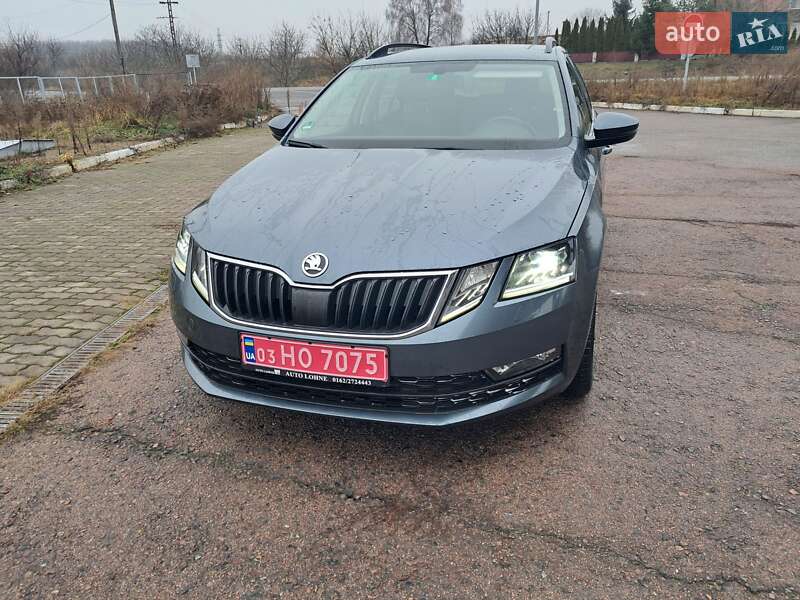Универсал Skoda Octavia 2018 в Нововолынске