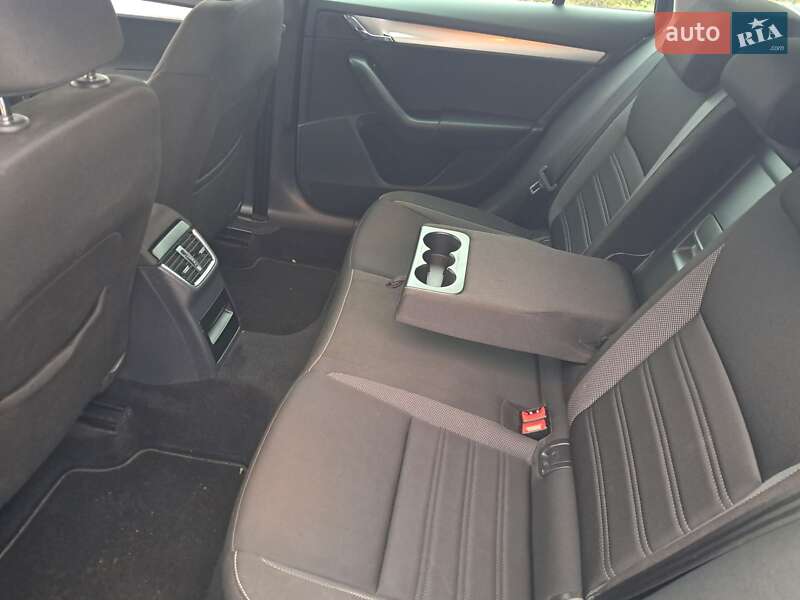 Универсал Skoda Octavia 2018 в Нововолынске