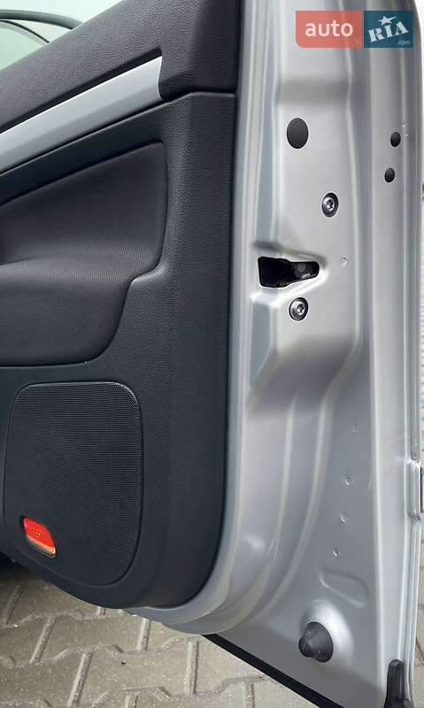 Универсал Skoda Octavia 2010 в Виннице