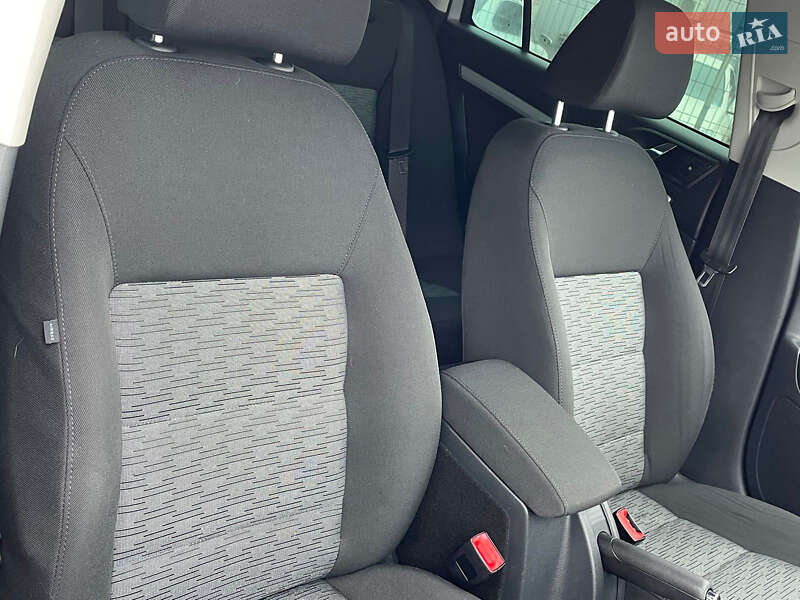 Универсал Skoda Octavia 2010 в Виннице