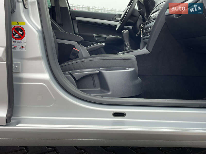 Универсал Skoda Octavia 2010 в Виннице