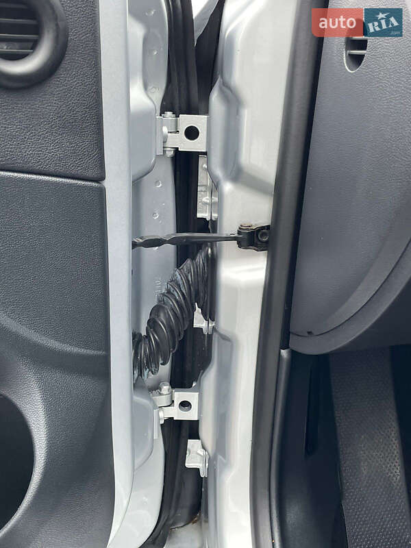 Универсал Skoda Octavia 2010 в Виннице