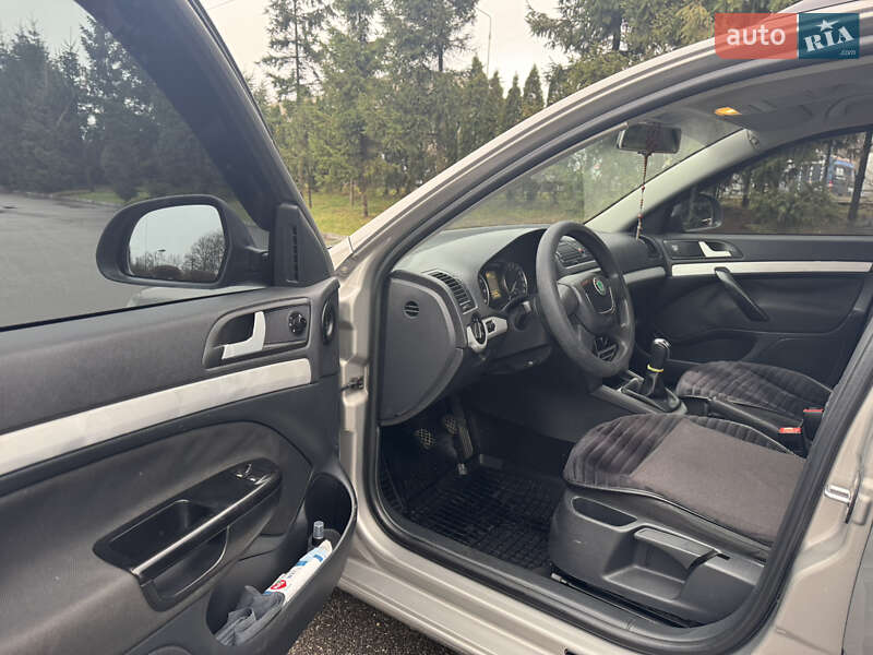 Універсал Skoda Octavia 2009 в Тернополі