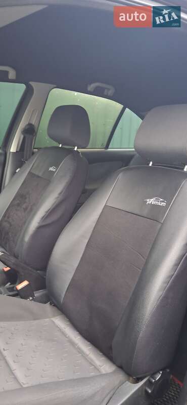 Ліфтбек Skoda Octavia 2006 в Черкасах фото 6 Ліфтбек Skoda Octavia 2006 в Черкасах