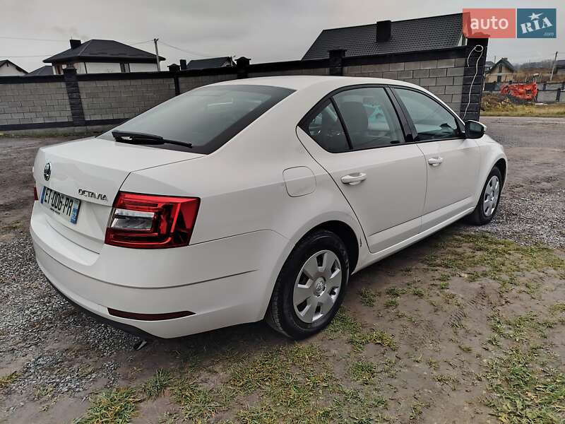 Лифтбек Skoda Octavia 2018 в Ровно фото 3 Лифтбек Skoda Octavia 2018 в Ровно