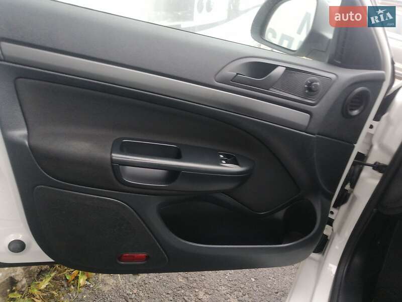 Универсал Skoda Octavia 2011 в Тернополе