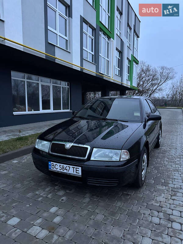 Лифтбек Skoda Octavia 2008 в Шептицькому