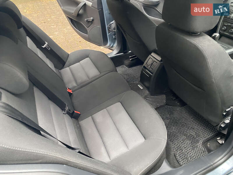 Лифтбек Skoda Octavia 2006 в Новояворовске