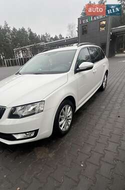 Универсал Skoda Octavia 2015 в Маневичах