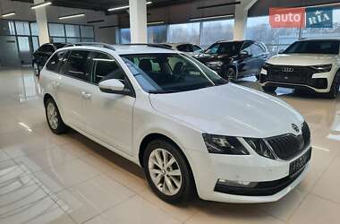 Универсал Skoda Octavia 2017 в Хмельницком