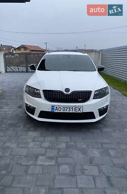 Універсал Skoda Octavia 2015 в Ужгороді