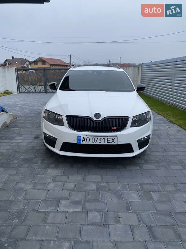 Универсал Skoda Octavia 2015 в Ужгороде