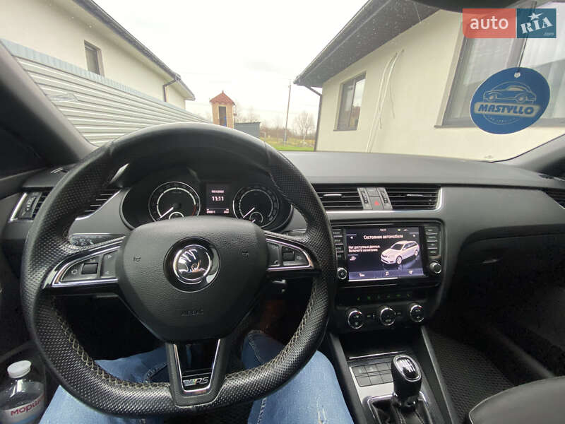 Универсал Skoda Octavia 2015 в Ужгороде