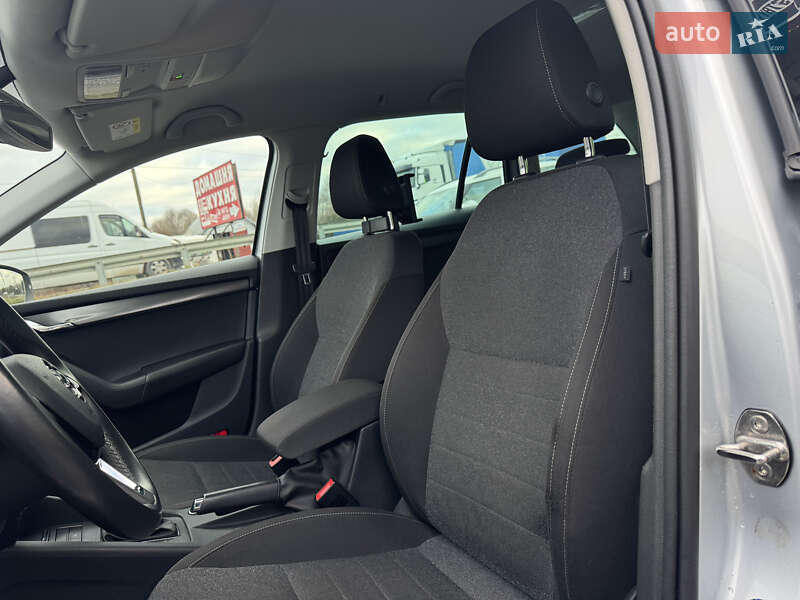 Универсал Skoda Octavia 2019 в Стрые