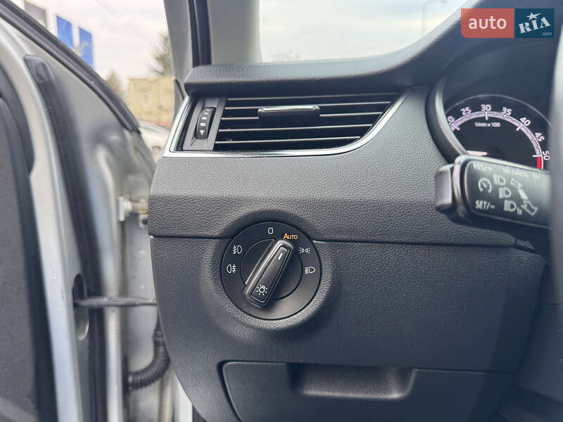 Универсал Skoda Octavia 2019 в Стрые