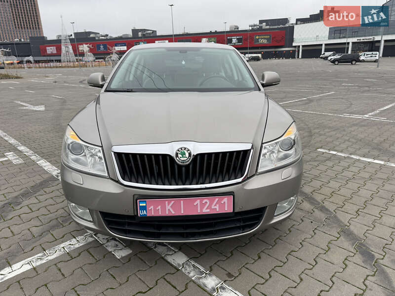 Ліфтбек Skoda Octavia 2010 в Києві