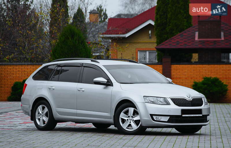 Універсал Skoda Octavia 2017 в Дніпрі
