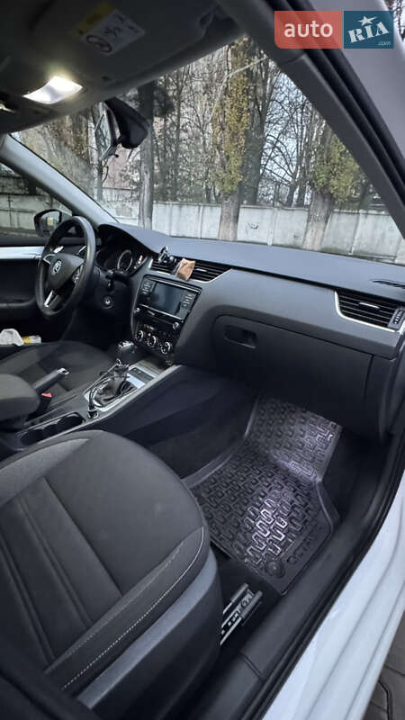 Универсал Skoda Octavia 2019 в Киеве