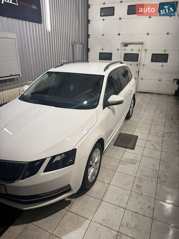 Универсал Skoda Octavia 2019 в Жмеринке
