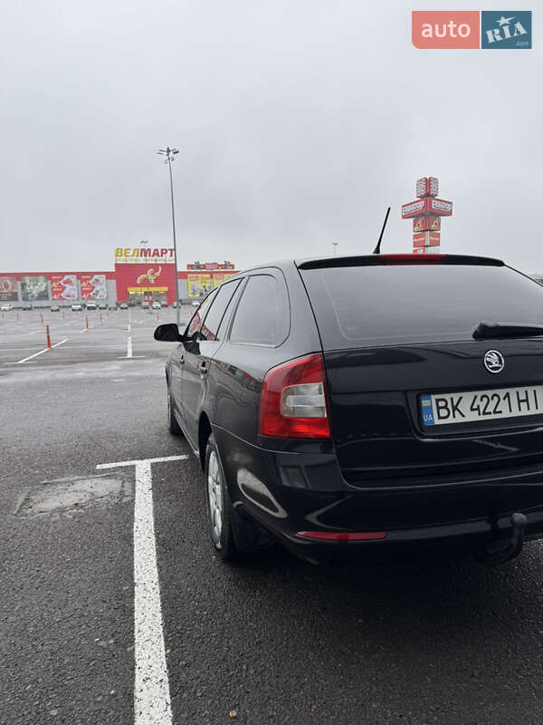 Універсал Skoda Octavia 2010 в Рівному
