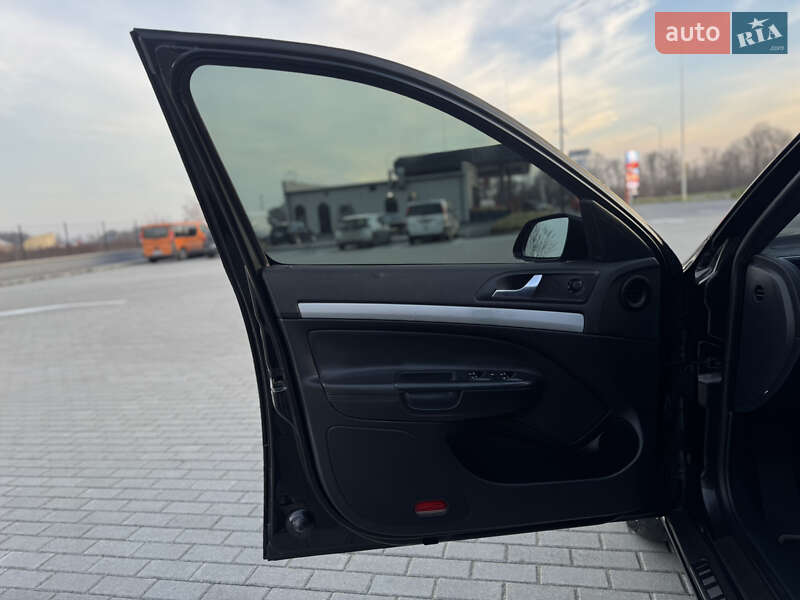 Ліфтбек Skoda Octavia 2006 в Чернівцях