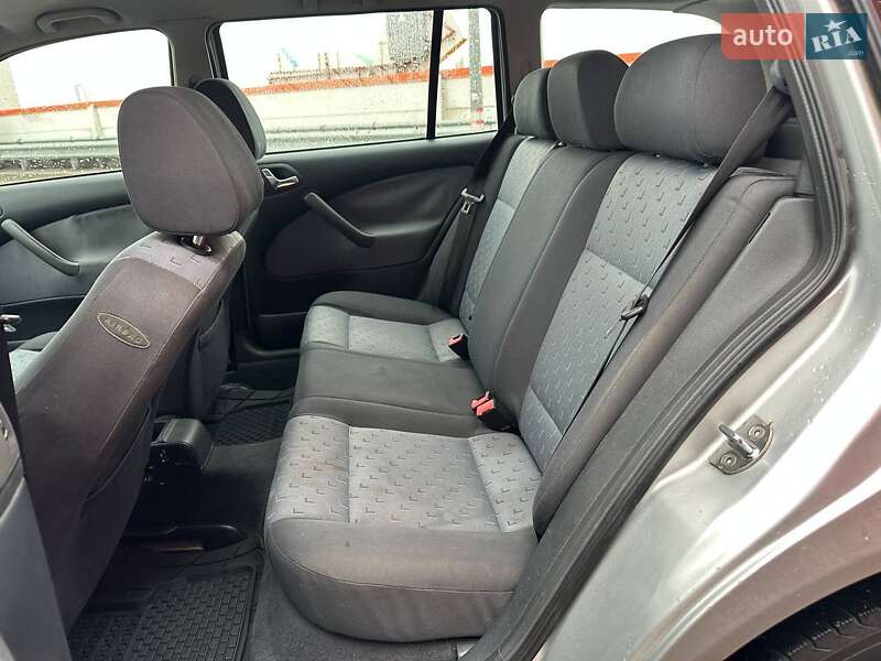 Універсал Skoda Octavia 2002 в Києві