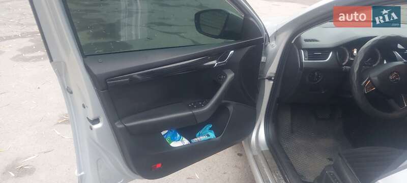 Универсал Skoda Octavia 2019 в Днепре