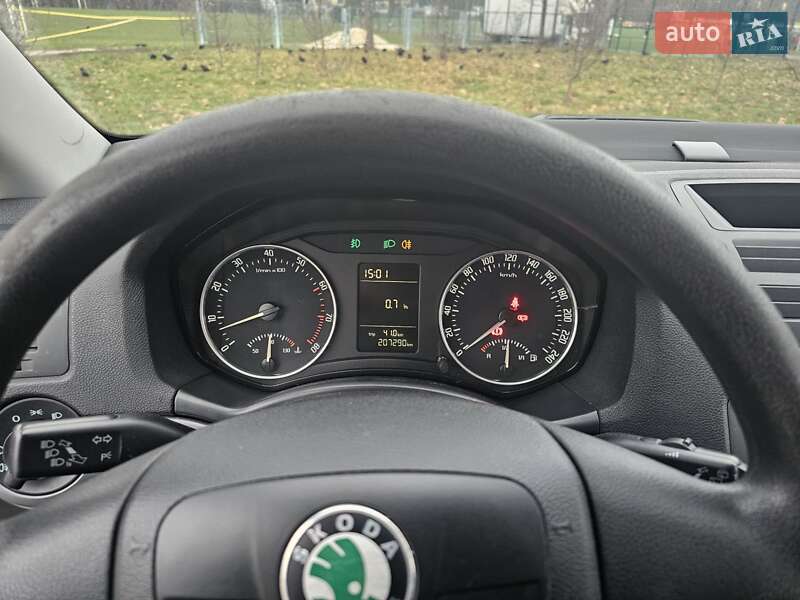 Лифтбек Skoda Octavia 2011 в Ивано-Франковске фото 10 Лифтбек Skoda Octavia 2011 в Ивано-Франковске