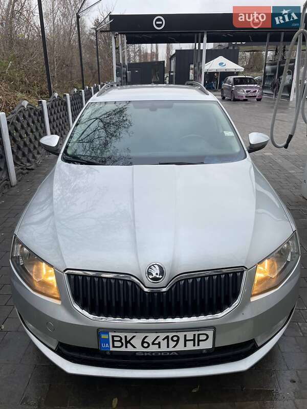 Універсал Skoda Octavia 2016 в Рівному