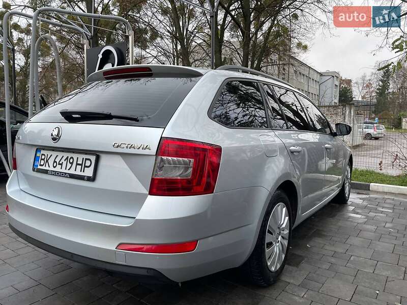 Універсал Skoda Octavia 2016 в Рівному