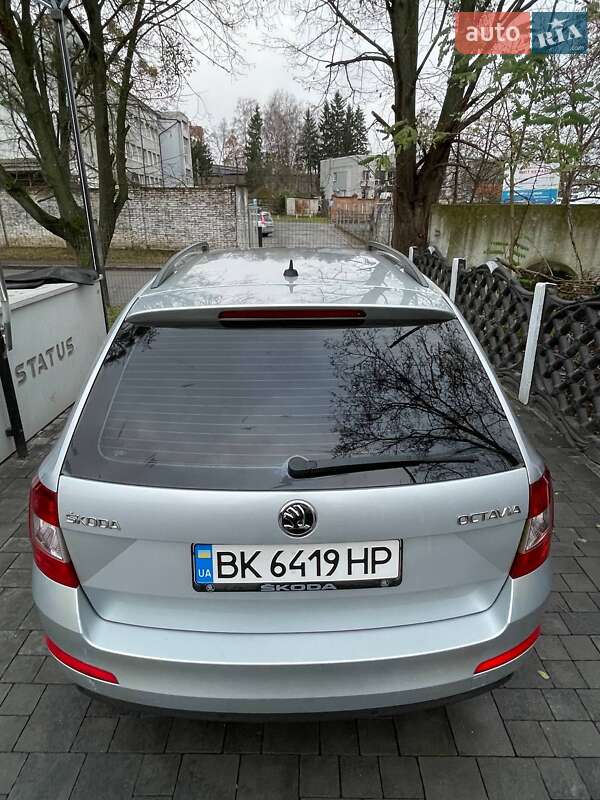 Універсал Skoda Octavia 2016 в Рівному