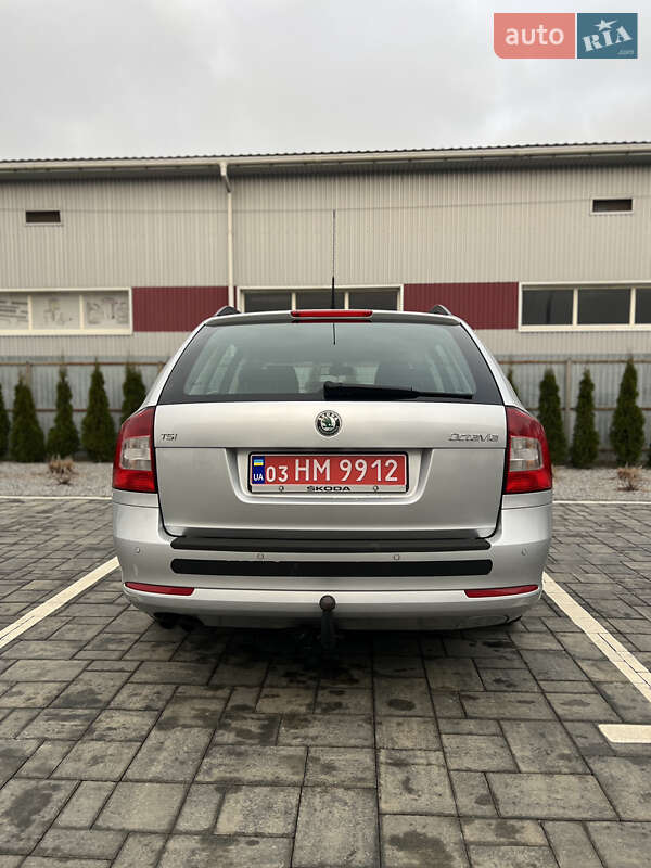 Универсал Skoda Octavia 2010 в Луцке