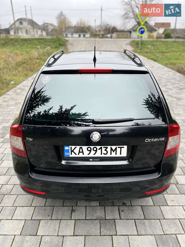 Универсал Skoda Octavia 2010 в Староконстантинове