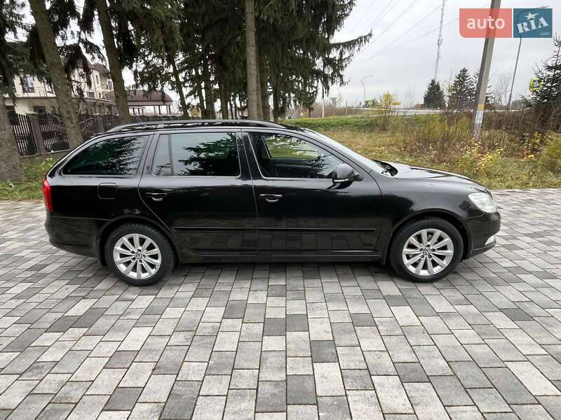 Универсал Skoda Octavia 2010 в Староконстантинове