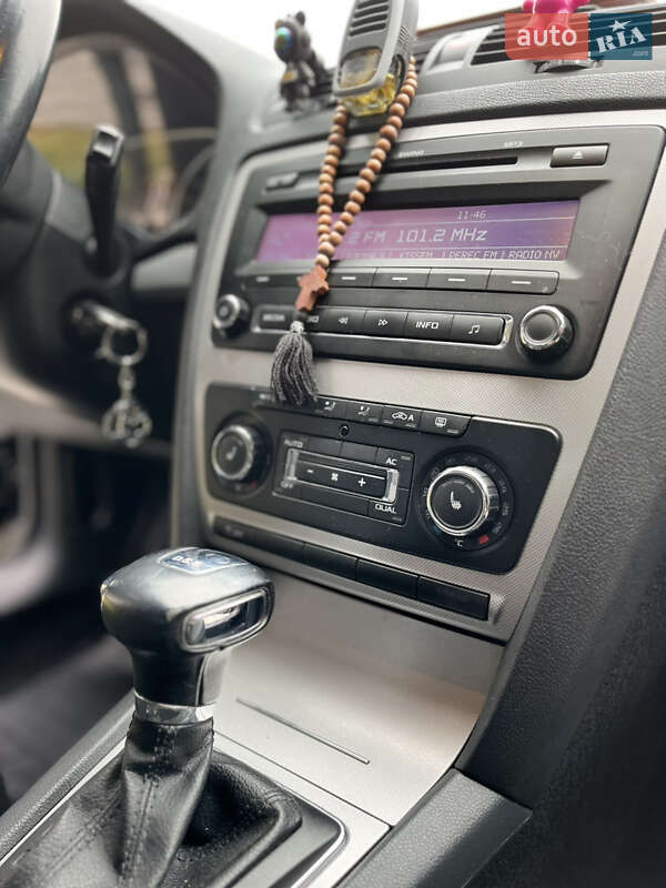 Универсал Skoda Octavia 2010 в Староконстантинове