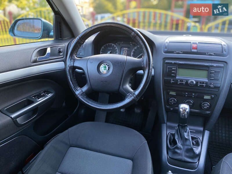 Универсал Skoda Octavia 2006 в Владимире