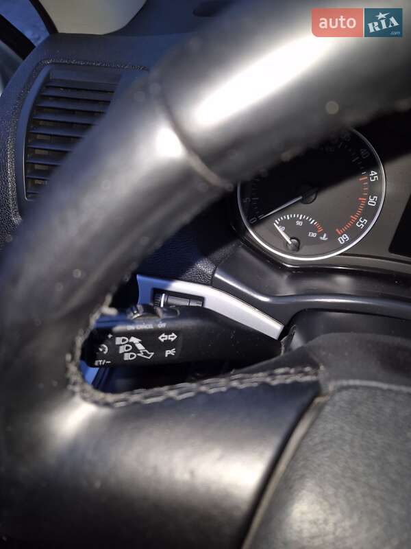 Универсал Skoda Octavia 2010 в Киверцах