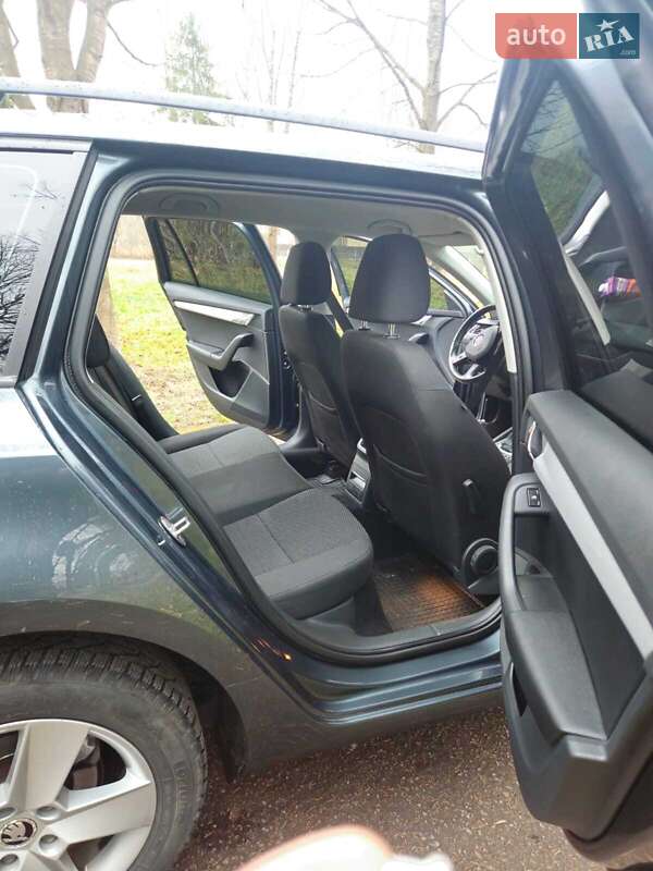 Универсал Skoda Octavia 2014 в Ивано-Франковске