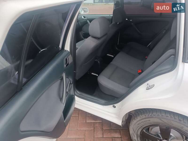 Универсал Skoda Octavia 2009 в Ровно фото 14 Универсал Skoda Octavia 2009 в Ровно