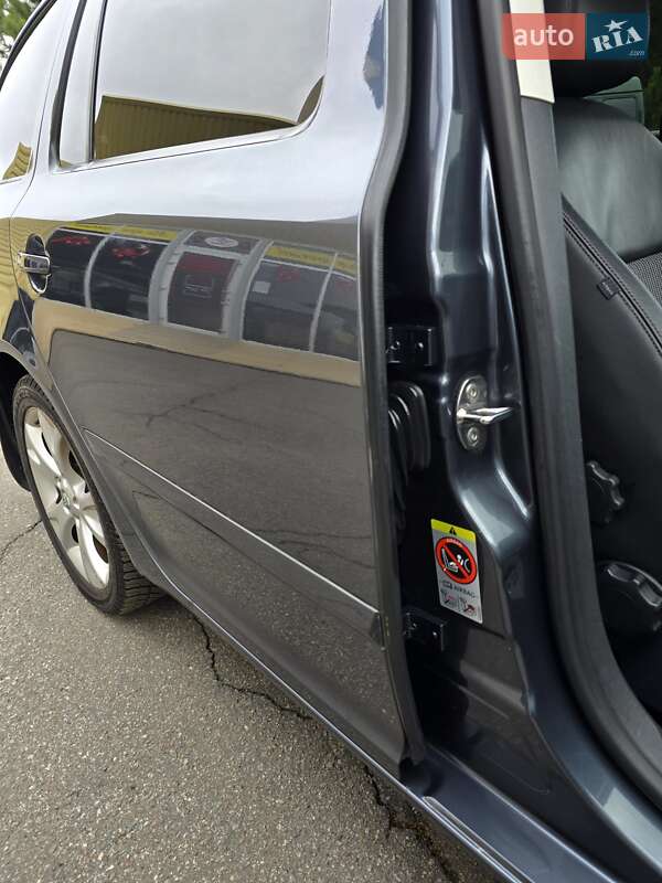 Универсал Skoda Octavia 2011 в Полтаве