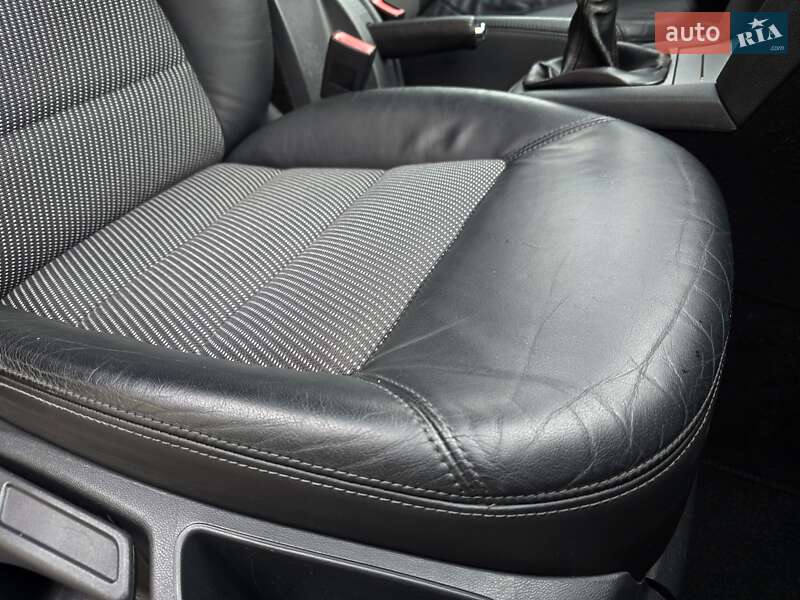 Универсал Skoda Octavia 2011 в Полтаве