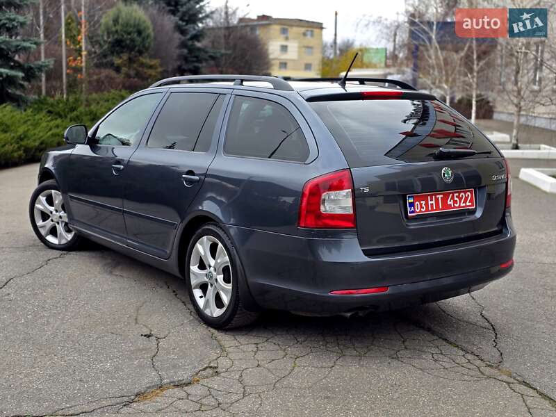 Универсал Skoda Octavia 2011 в Полтаве