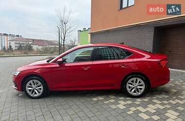 Ліфтбек Skoda Octavia 2021 в Івано-Франківську