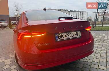 Ліфтбек Skoda Octavia 2021 в Івано-Франківську