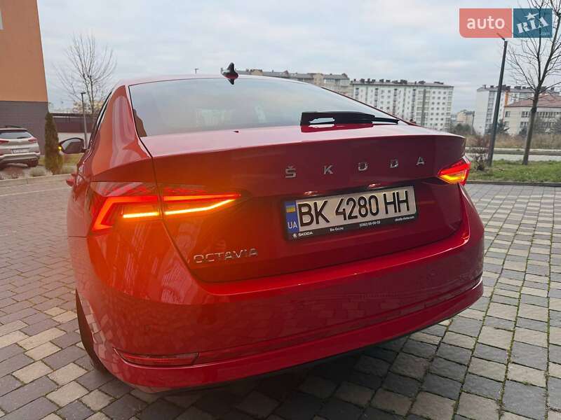 Ліфтбек Skoda Octavia 2021 в Івано-Франківську