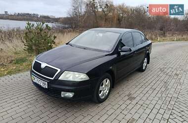 Ліфтбек Skoda Octavia 2006 в Рівному