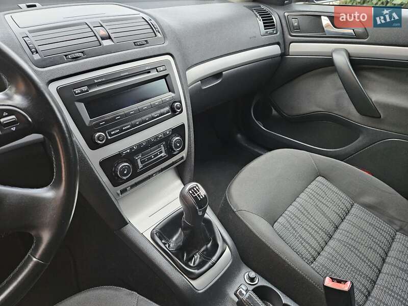 Универсал Skoda Octavia 2009 в Луцке фото 18 Универсал Skoda Octavia 2009 в Луцке
